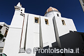 La Chiesa di San Gaetano a Forio 5